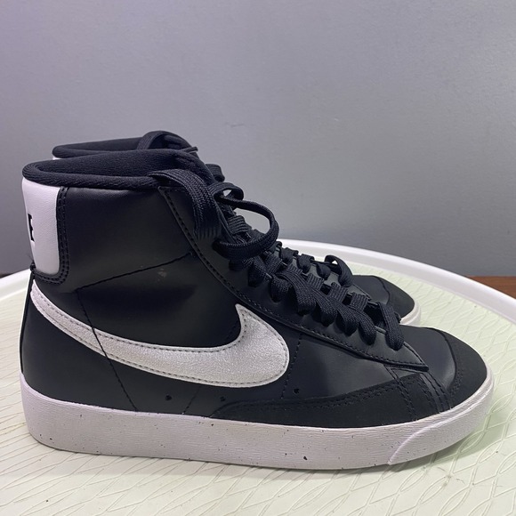 Nike Blazer Mid '77 Next Nature Black&White Mens Sneaker Gym school‎ Sz.6 EUC - Picture 6 of 12